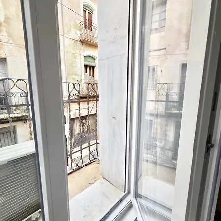 Calle Mayor Amch نوفيلدا